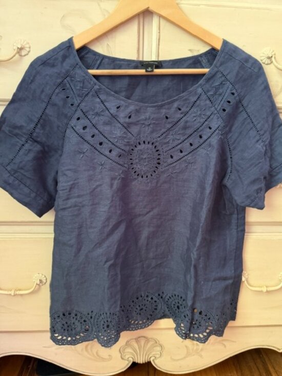 Ann Taylor Tops - Ann Taylor Blue 100% Linen Women's Tunic Top- size medium- with cutout detailing